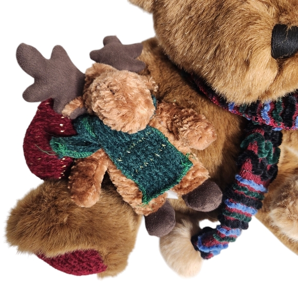 Vintage Winter Dan Dee Christmas Bear Stocking Hat Mittens and Scarf With Moose - Picture 3 of 10